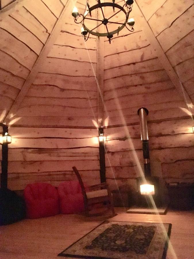 Bluebell Lane Glamping Hotel Newry Exterior photo