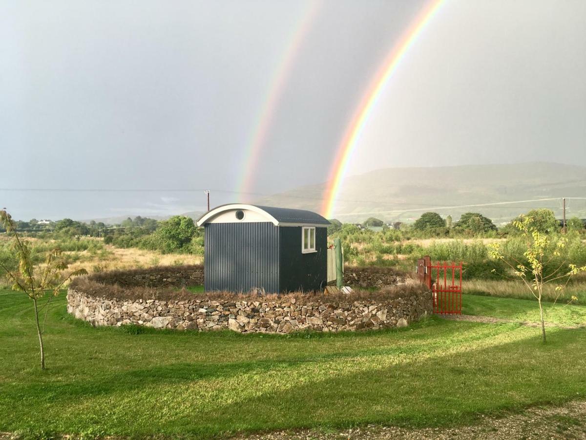 Bluebell Lane Glamping Hotel Newry Exterior photo