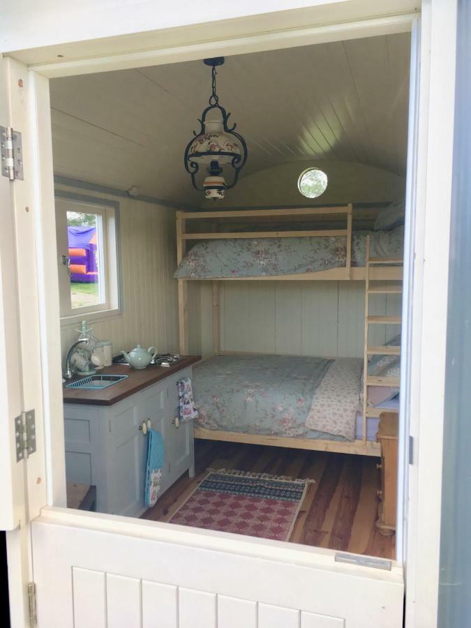 Bluebell Lane Glamping Hotel Newry Exterior photo